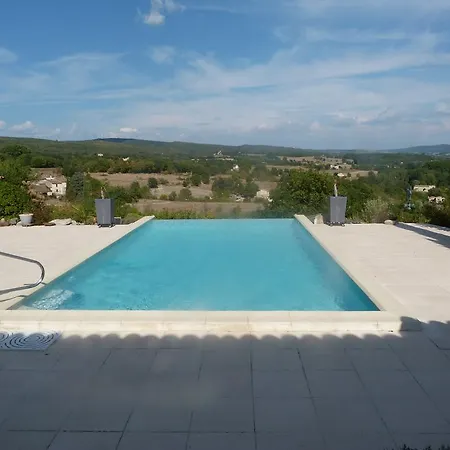 Maison Sur La Falaise