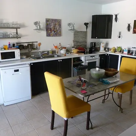 Maison Sur La Falaise Céreste