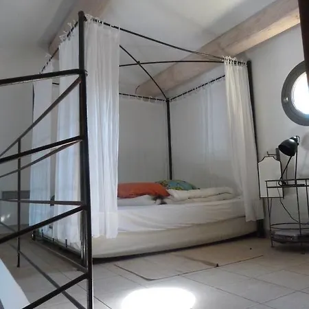 Maison Sur La Falaise * Céreste